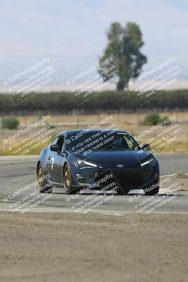 media/Sep-14-2025-Speed Ventures (Sun) [[b2951cd086]]/Yellow/Session 2 (Grapevine)/